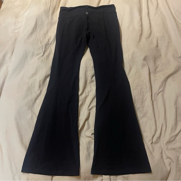 Lululemon Reversible Groove Pant Flare Leggings Size 8 - Picture 3 of 5